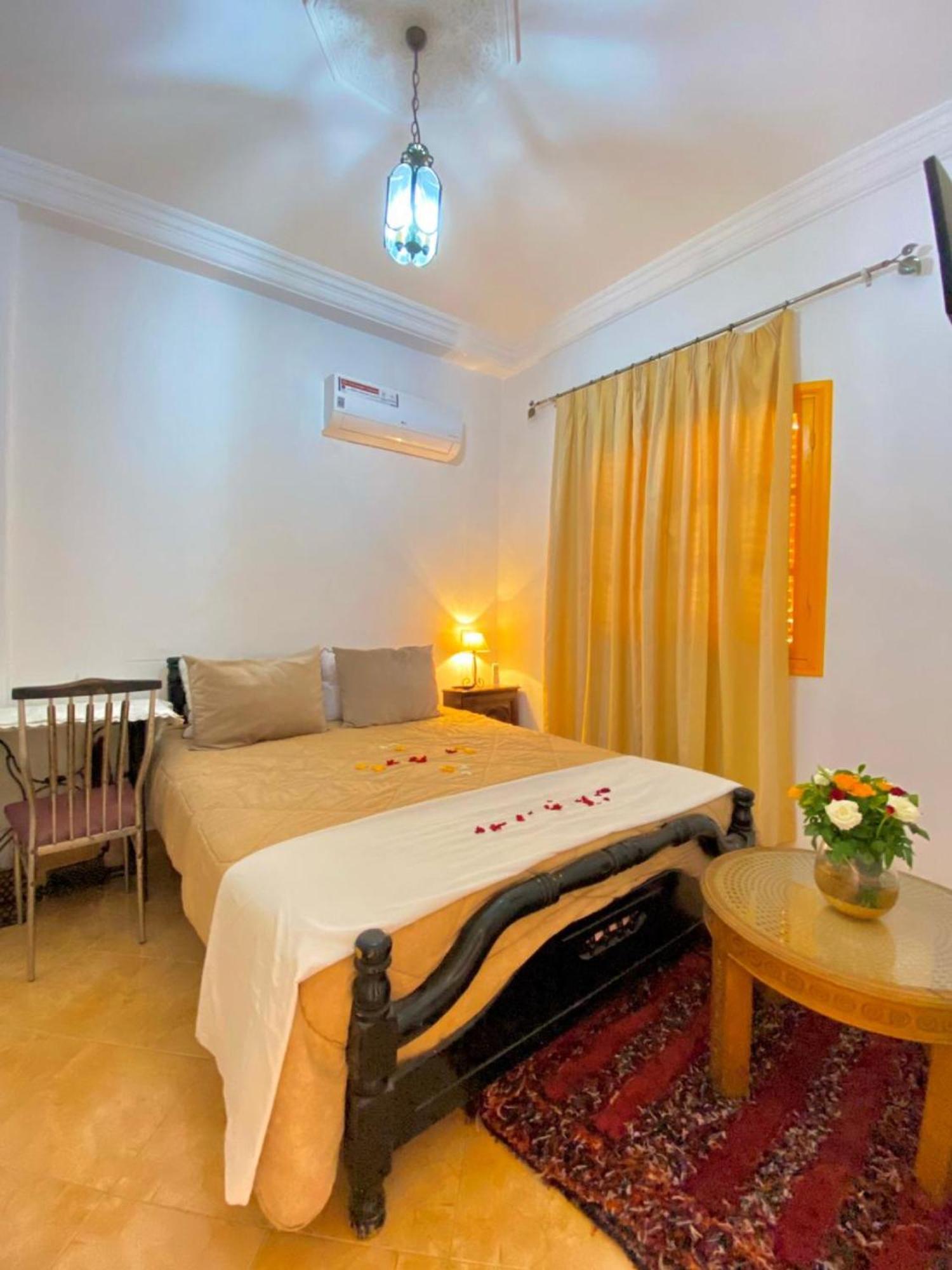 Dar Baddi Hotel Lahebichate Buitenkant foto